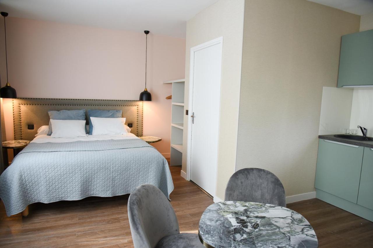 Auberge La Renaissance Asnières-sur-Oise Eksteriør bilde